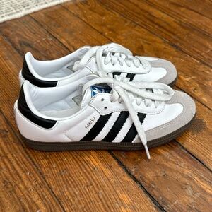 Adidas Sambas